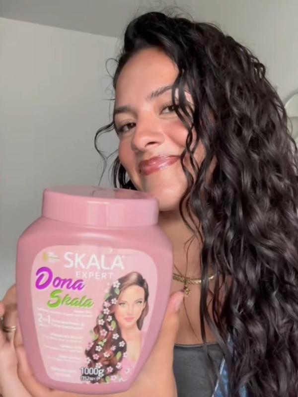 Skala Power Trio - Babosa, Divino Potão & Dona Haircare Trio for Hydrating, Defining & Taming Frizz with Stylish Results - Gel