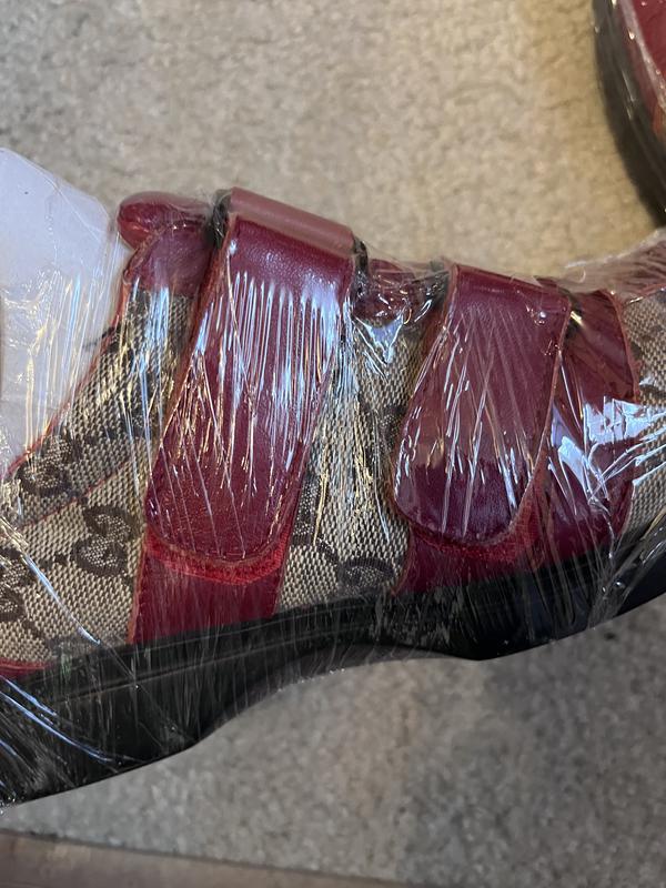 Pre-Owned Gucci Monogram Sneakers with Red Leather Size 7