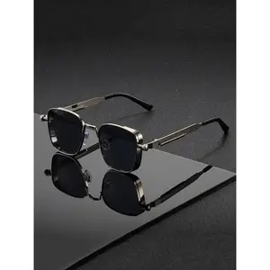 Men’s Vintage Rectangular Metal Frame Glasses Non Prescription Fashion Eyeglasses Lightweight Flexible Hinges Aesthetic Optical Frames for Business Wedding Formal Outfit Daily Styling Accessories