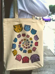Spiral Cats Tote Bag