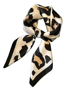 Fashion Leopard Print Square Scarf, Casual Soft Comfortable Shawl for Daily Wear, Fashion Accessories for Women & Girls, Boho Style Scarf