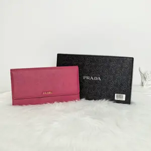 Pre-owned PRADA Saffiano Calfskin Small Leather Goods Saffiano Leather Long Flap Wallet B8052807