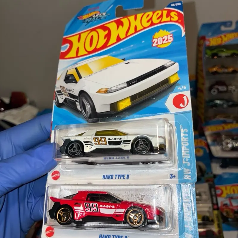 Hot Wheels Hako Type D Japan Imports 2025 Edition 4/6 Scale Collectible Diecast Cars for Kids