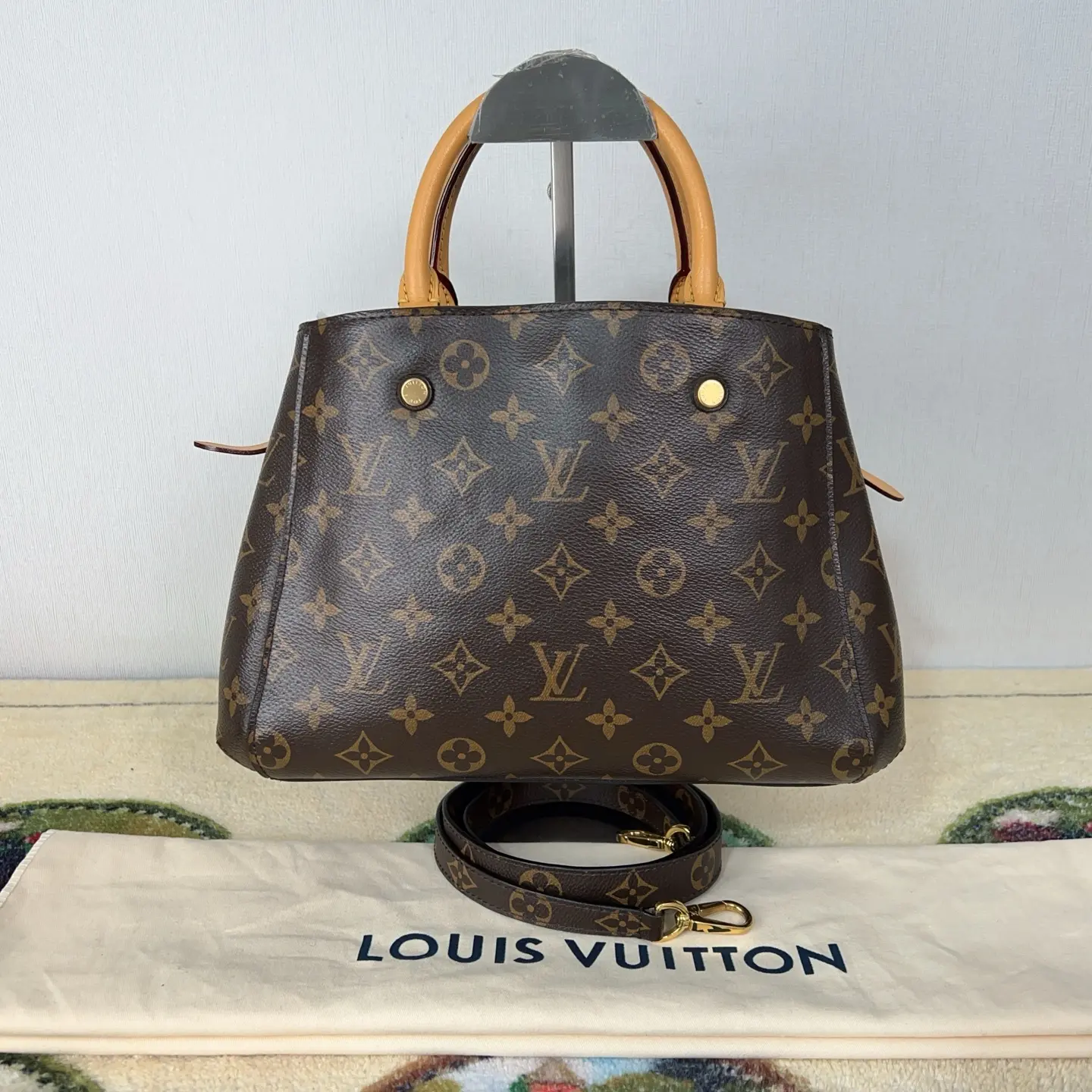 Pre-owned Louis Vuitton pvc Tote Bags Montaigne BB Monogram tote bag cj8205