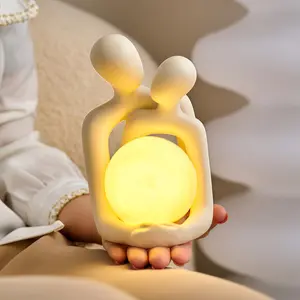 Ceramic Couple Night Light Figurine – Elegant Desk Decor With Warm Yellow Light, Clean Minimal Style, Gift For Couples