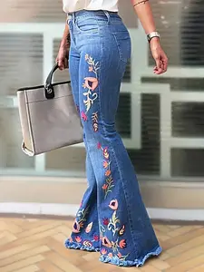 Floral Embroidered Flare Jeans, Casual Versatile Denim Jeans, Slim-Fitting Design, Plain Pattern, Perfect for Everyday Wear, Womenswear
