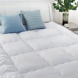 Queen Rose Breathable Mattress Topper, Plush Soft Bed Topper, Skin-Friendly, Noise-Free, Relieve Back-Pain, Soft Bedding Accessories, Bedroom Decoration, Spring Gifts,Bed  Protector
