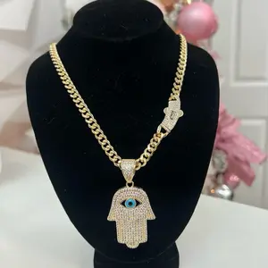 Powerpuff Girls Buttercup Necklace with Chain and Pendant Featuring Iconic Character Design in Gold Tone