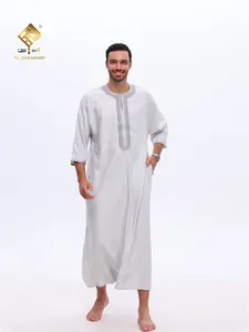 Men's Soft Skin-Friendly Long Robe, Casual Loose-Fitting Modest Traditional Arabic Robe for Home, Mosque Prayer, Holiday Gatherings, Light Embroidered