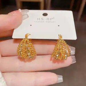 Hollow Basket Hoop Earrings 14K Gold Plated French Vintage Inspired Design, Chic Minimalist Fashion Jewelry Retro Style Earrings for Women DZEH3421