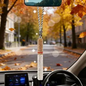 Diamond-Encrusted Style Car Keychain, Sparkling Diamond Luxury Rearview Mirror Ornament, Women's Car Interior Decoration Accessory, Car Hanging Decoration, Automotive Decorative Accessories, Car Decor Gift, Car Trinkets, Car Ornaments