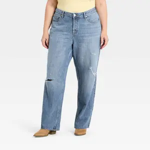 Women's Western Low-Rise Baggy Jeans - Universal Thread Medium Wash 20