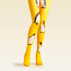 Viken Plan PopArt Print Tights Yellow Pantyhose/Tights [Penguin]