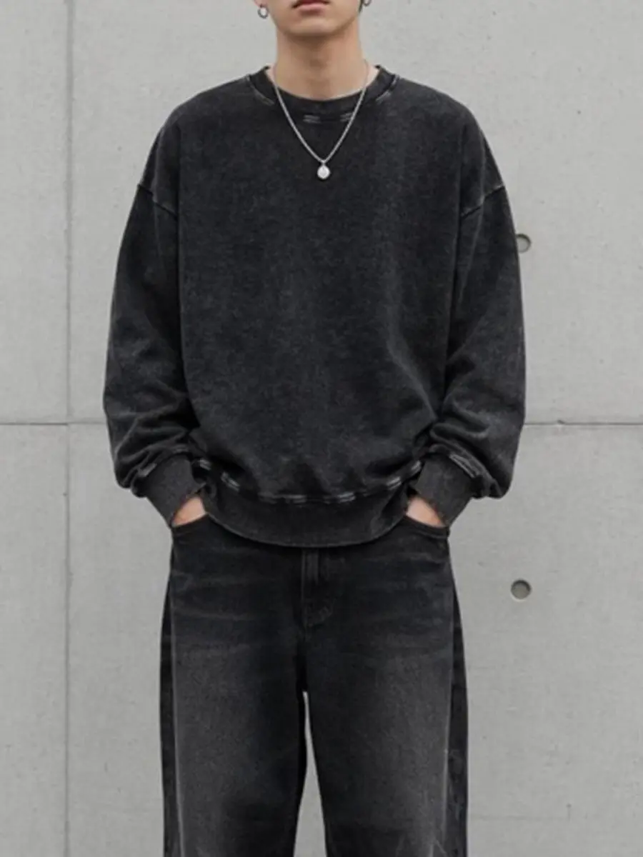 Men's Vintage Mineral Acid-Washed Solid Black Oversized Crew Neck Pullover Sweatshirt - Soft Heavyweight Anti-Pilling Minimalist Menswear Top for Old Money Gentlemen, Spring Fall Office Urban Streetwear Slacks Pairing Essential