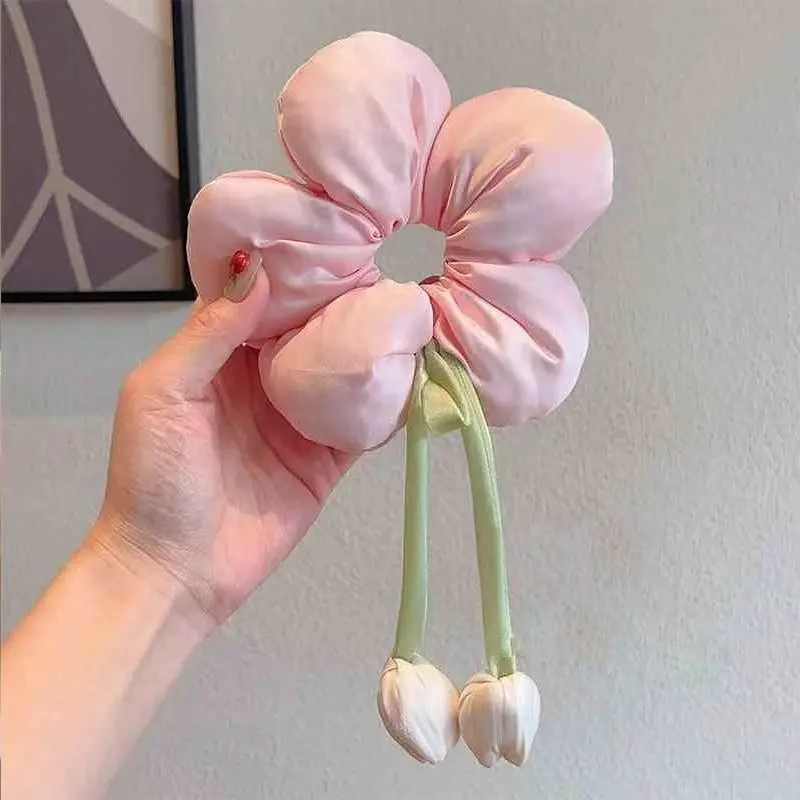 Padded Tulip Flower Scrunchie, Soft Satin Fabric Hanging Bud Decor Hair Tie, Kawaii Floral Elastic Hair Scrunchy For Coquette Cottagecore Teen Daily Hairstyling，3D Tulip Flower Hair Scrunchie Soft Elastic Hair Tie