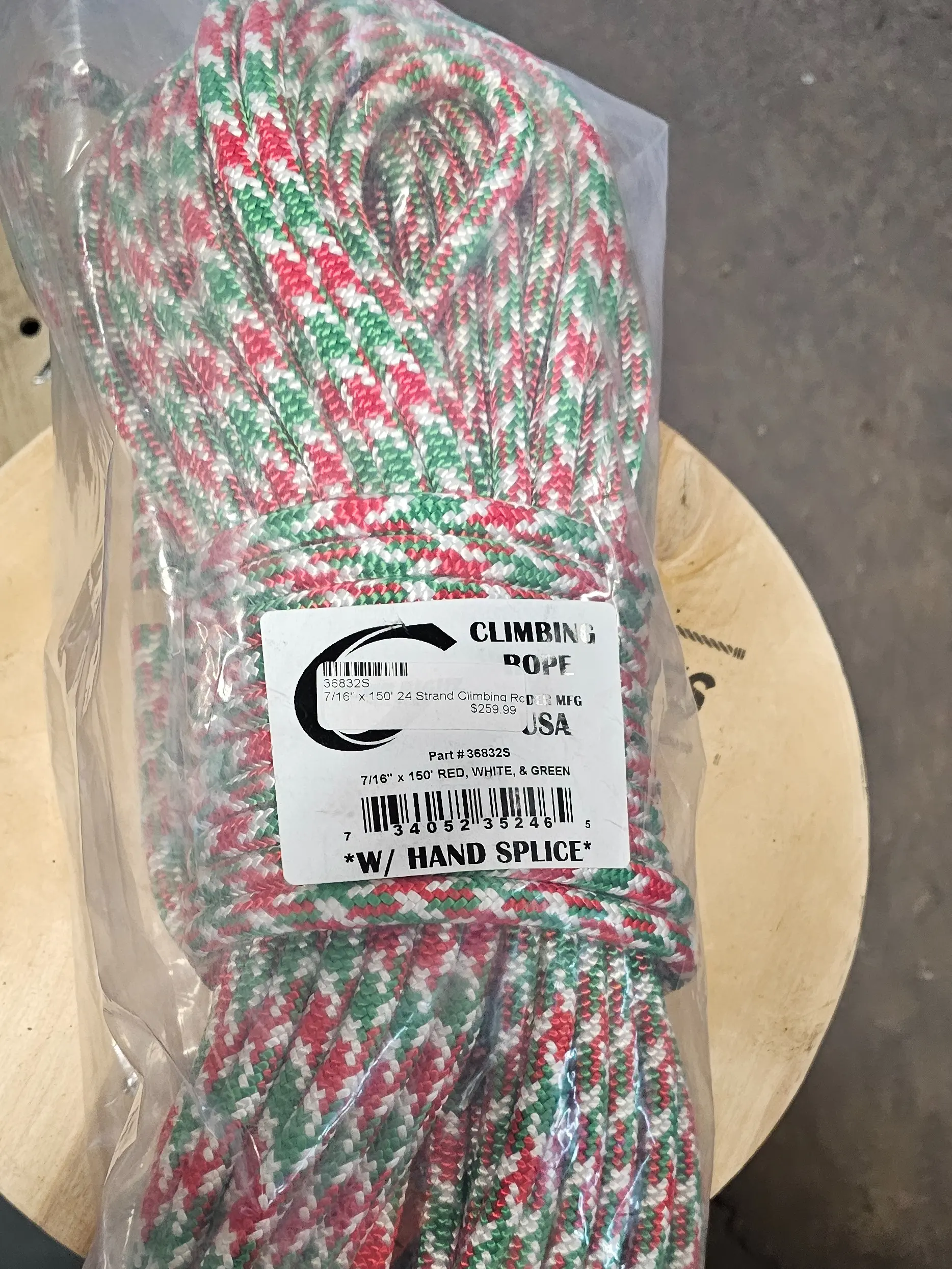 SPYDER MFG CLIMB RIGHT 7/16 X 150' CLIMBING ROPE W/ HAND SPLICE (RED, WHITE, GREEN)