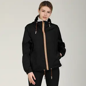 Women's Raincoats Lightweight Waterproof Windproof Adjustable Windbreaker Rain Jackets Hooded with Pockets Nylon Womenswear Fitted Breathable