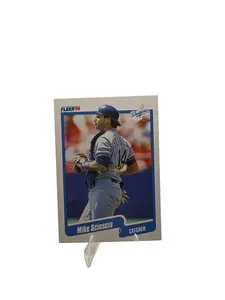 Fleer Mike Scioscia Los Angeles Dodgers Catcher Trading Card 1990 Series