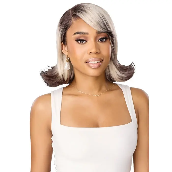 Outre Melted Hairline Glueless HD Transparent Lace Front Wig - MH 146