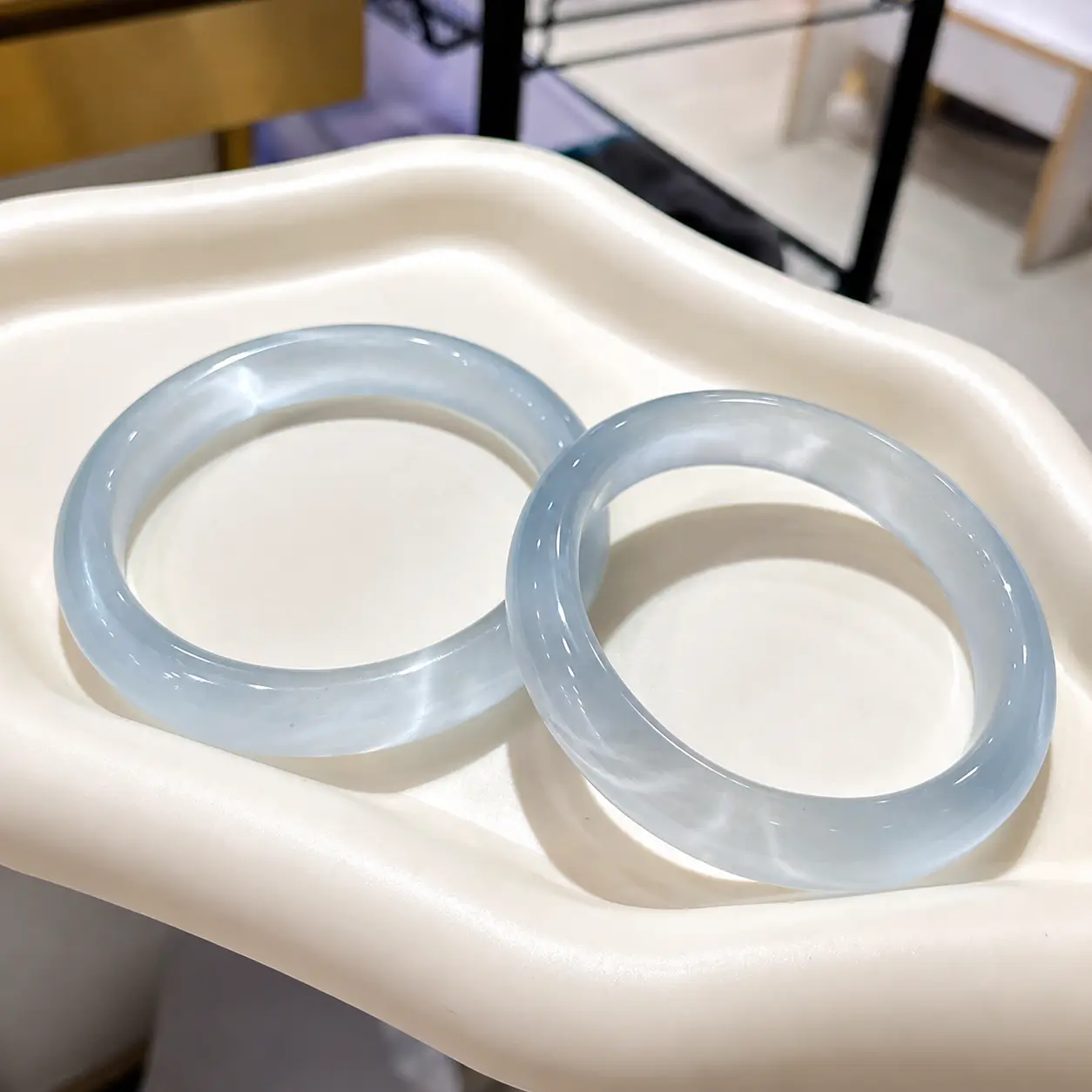 Icy Fused Glass Bangle Bracelet, Pastel Lavender Blue Pink Round Cuff, Minimalist Solid Color Wrist Accessory, Summer Vacation Jewelry Gift for Women, Teens & Her