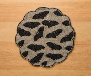 Halloween Bat Beaded Placemat Handmade Round Black Gold Table Decor Gothic Dining Mat Scalloped Edge Spooky Party Setting Gift