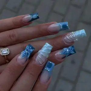 24pcs Medium Long Gradient Blue French Press-On Nails, 3D Gel Petal Design, Sweet Elegant Style, Easy Wear Acrylic Nail Set for Women and Girls