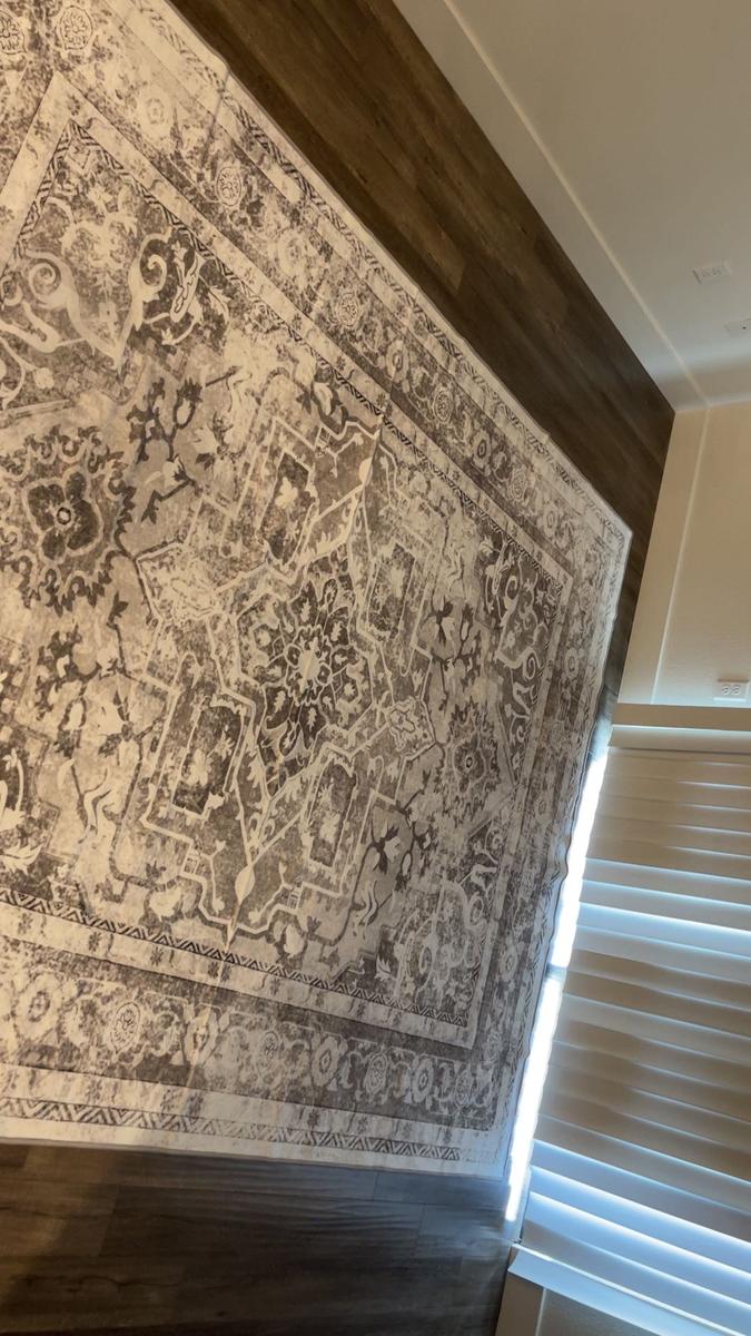 Item: Taupe, 8x10 ft