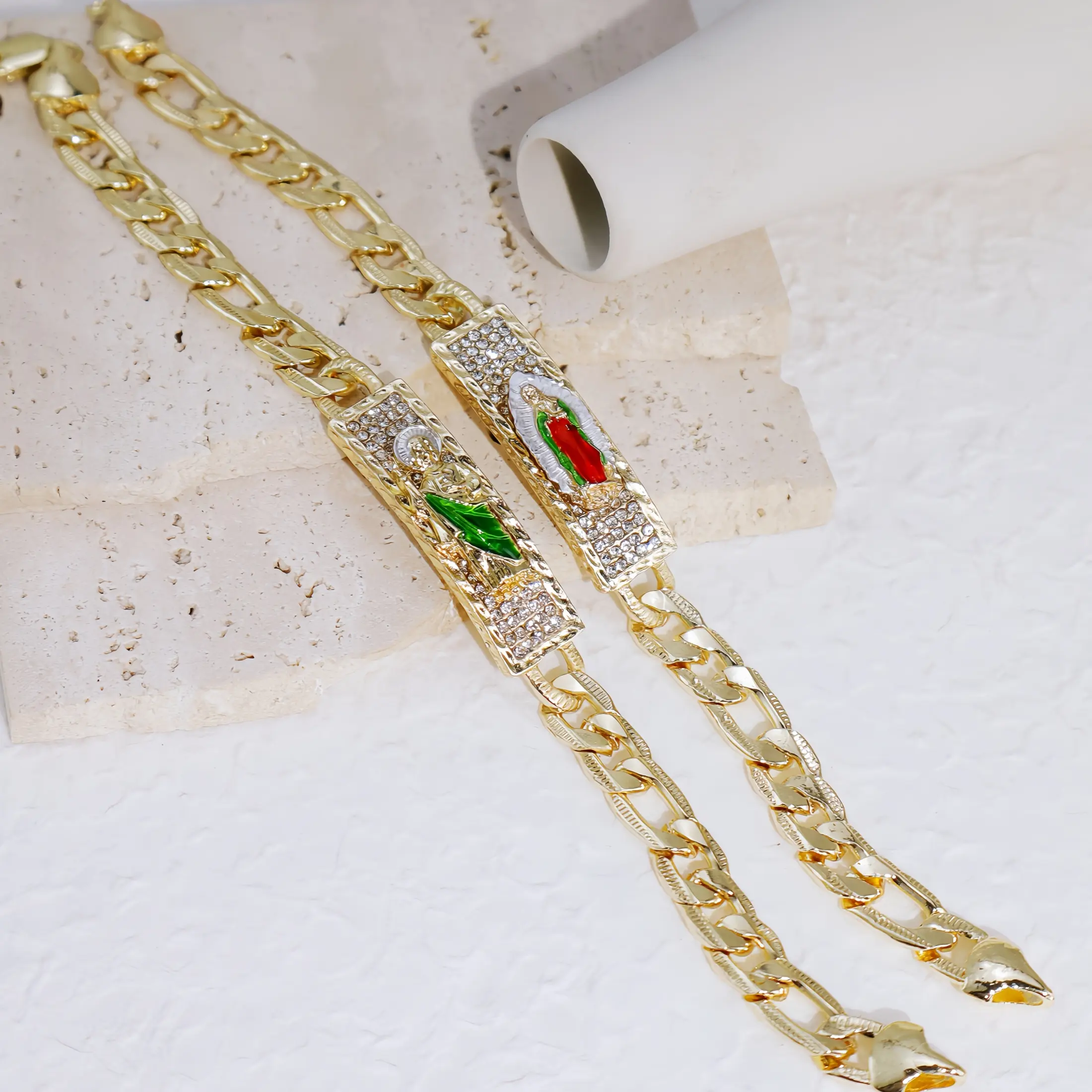 San Judas Tadeo Virgin Mary St. Jude Cuban Link Bracelet for Men Women,14K Gold Plated  Iced Out CZ Religious Christian Jewelry, Hip Hop San Judas Tadeo Our Lady of Guadalupe Charm Bracelet, Religious Gift for Baptism Communion Confirmation