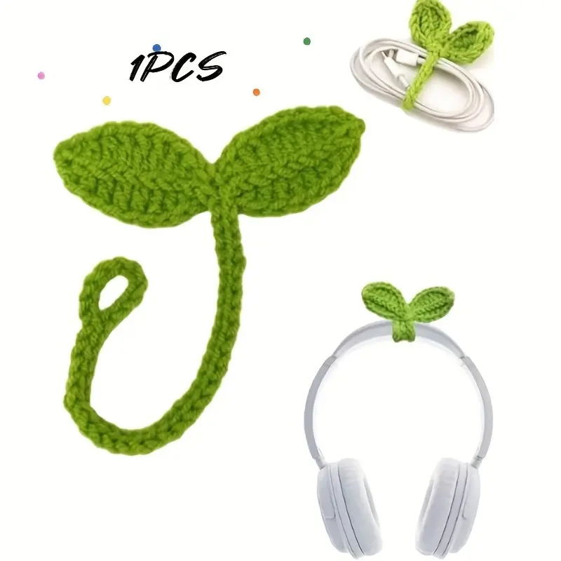 1 hand-crocheted green leaf, perfect for DIY decorations, bag charms, bookmarks, headphone and cable accessories, and versatile decorations, Cute Crochet, Crochet Items, Crochet Style