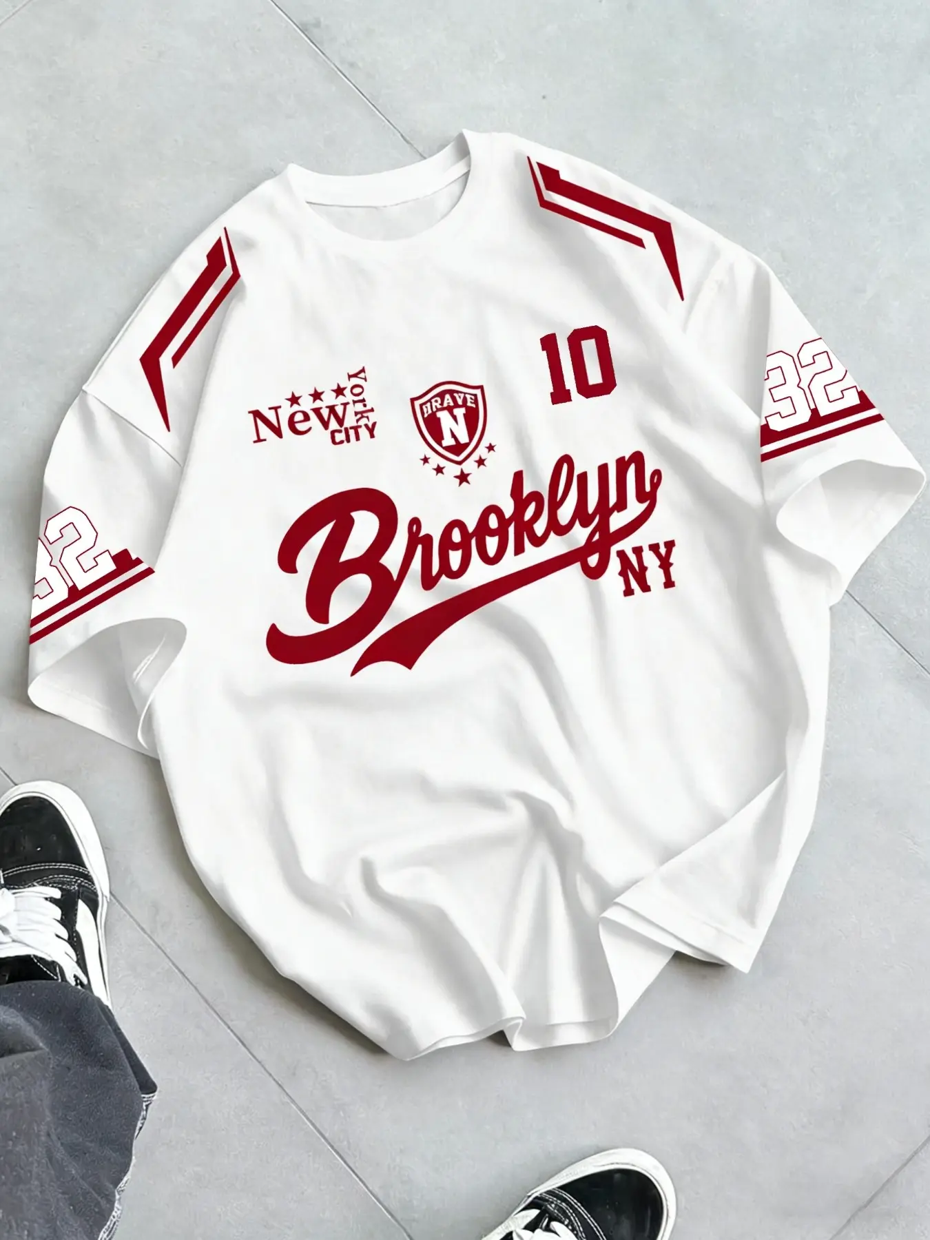 Men's Brooklyn Ny Streetwear T-Shirt, Loose Fit, Handwritten Print, New York City Badge, Casual Long Sleeve Top