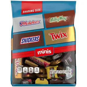 SNICKERS, TWIX, MILKY WAY & 3 MUSKETEERS Minis Milk Chocolate Candy Bars Variety Pack, Sharing Size, 8.31 Oz Bag Snack Bonbon Party Birthday