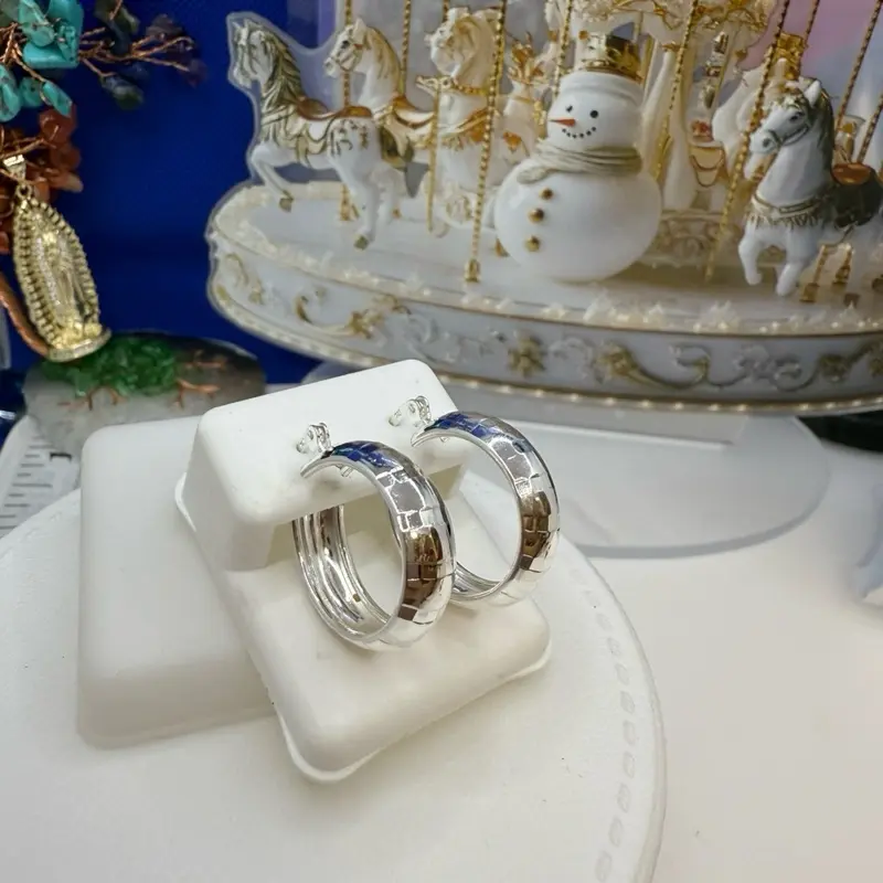 925 sterling silver hoops high quality light weight Italian silver 1”)) Arracadas De plata 1” pulgadas Alta calidad peso ligero Alta calidad plata Italiana