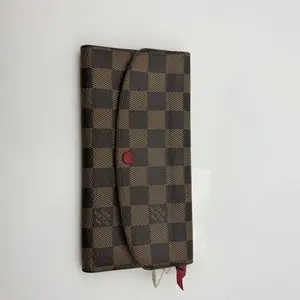 Pre-owned Louis Vuitton H5 Lv checkerboard red bean wallet 57177
