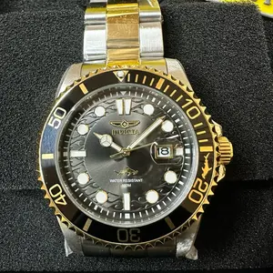 Invicta Pro Diver 30023 Men’s Watch 43mm Two Tone Gold Stainless Steel Black Dial NEW