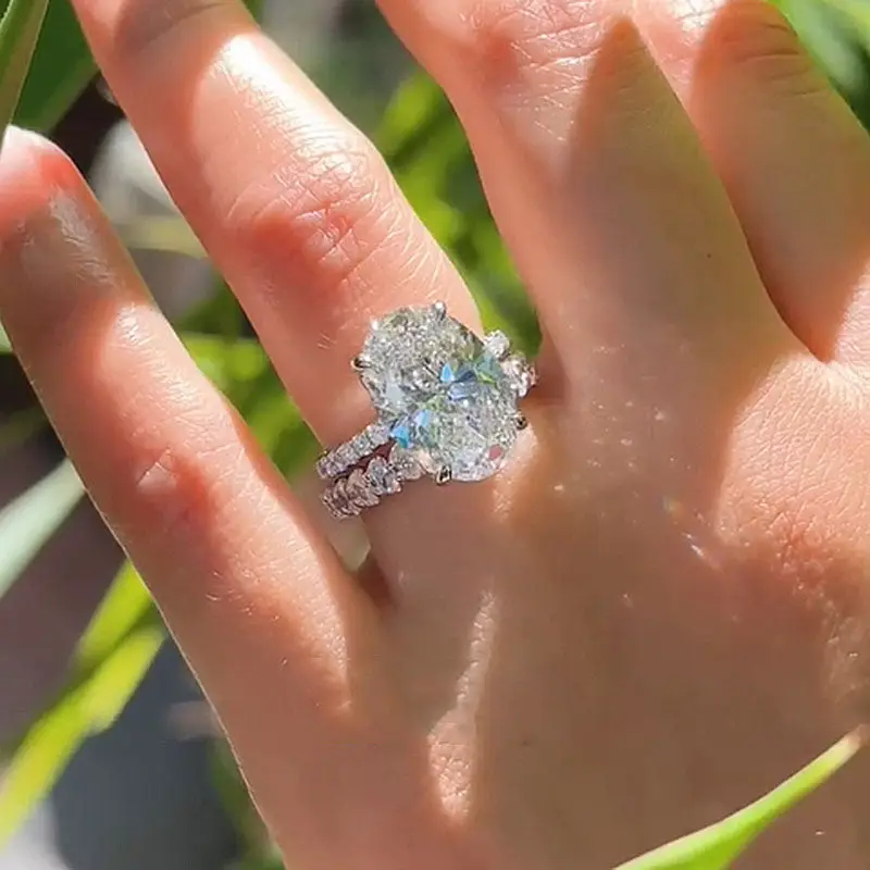 Maxine Luxury 8.0ct Oval Cut Engagement Ring Set,Bridal Ring Set,5A Cubic Zirconia Women's Ring Jewelry,Wedding Ring Set for Daily,Travel,Proposal,Bir