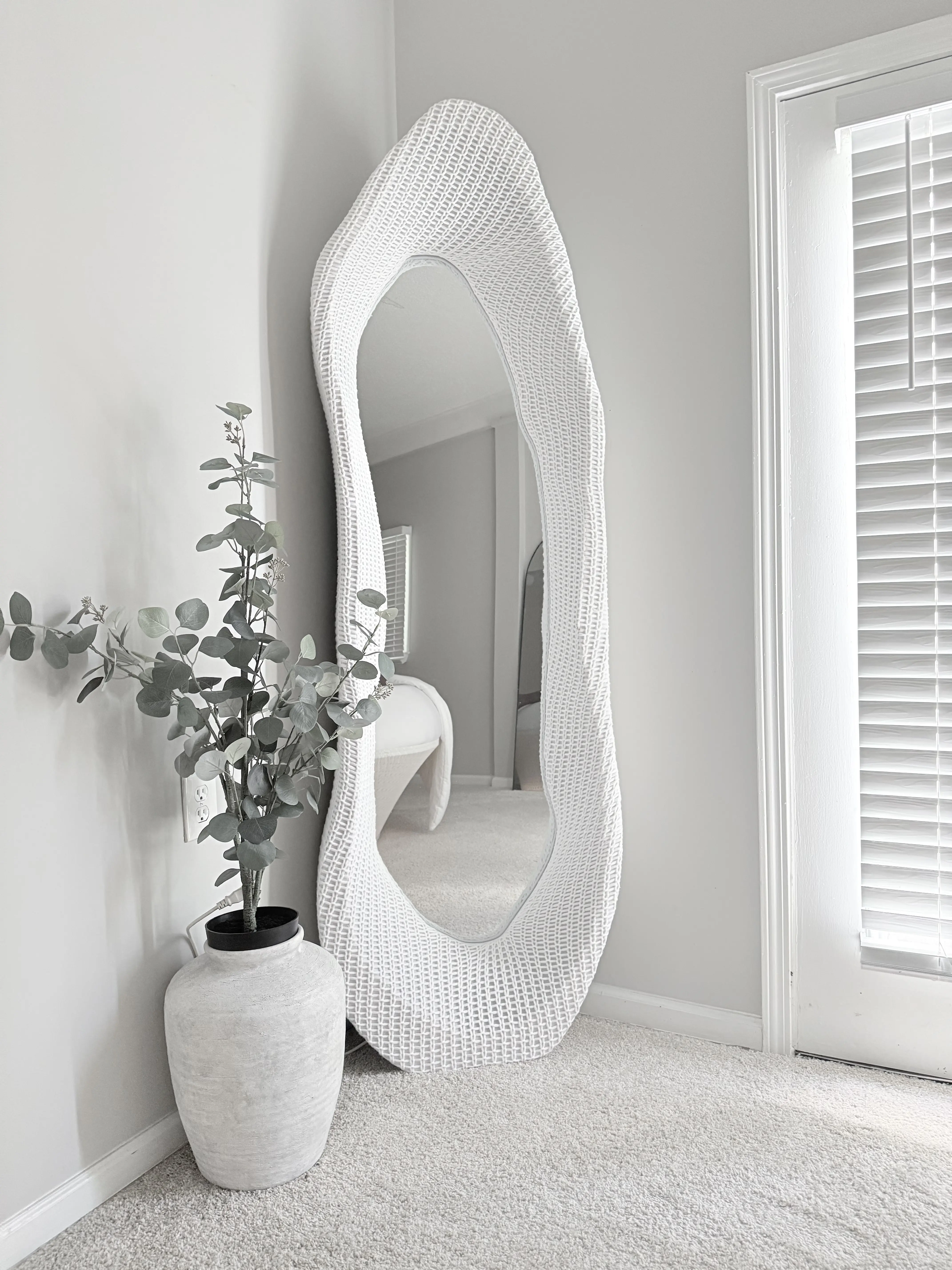 PLEKO (Custom mirror) PLEKO (Custom mirror)