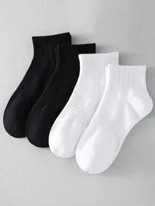 Men's 4 Pairs Classic Plain Crew Socks, Knitted Socks, Casual Moisture Wicking Socks, Soft Comfy Breathable Socks for All Seasons Daily Wear, Breathable Fabric Socks