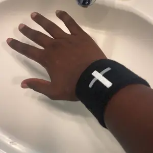 Unisex 2-Pack Faith Set Christian Elastic Wrist Wraps (3 inches x 3 inches), Cross Verse Fabric Bands with PHIL 4:13 Focus, One-Size Sports Protective Gear for Workouts, Cooling Grip Sports Accessories