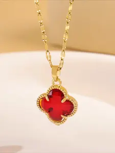 Super popular four-leaf clover necklace, suitable for wearing to banquets and daily occasions. A must-have gift for Christmas and Valentine's Day. Exquisite jewelry gift