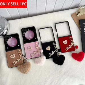 This plush heart-shaped phone case comes with a plush heart-shaped pendant. The hard PC back plate provides shockproof and anti-drop protection. It is suitable for Samsung Galaxy Z Flip 7, 7FE, 6, 5, 5G Smartphone
