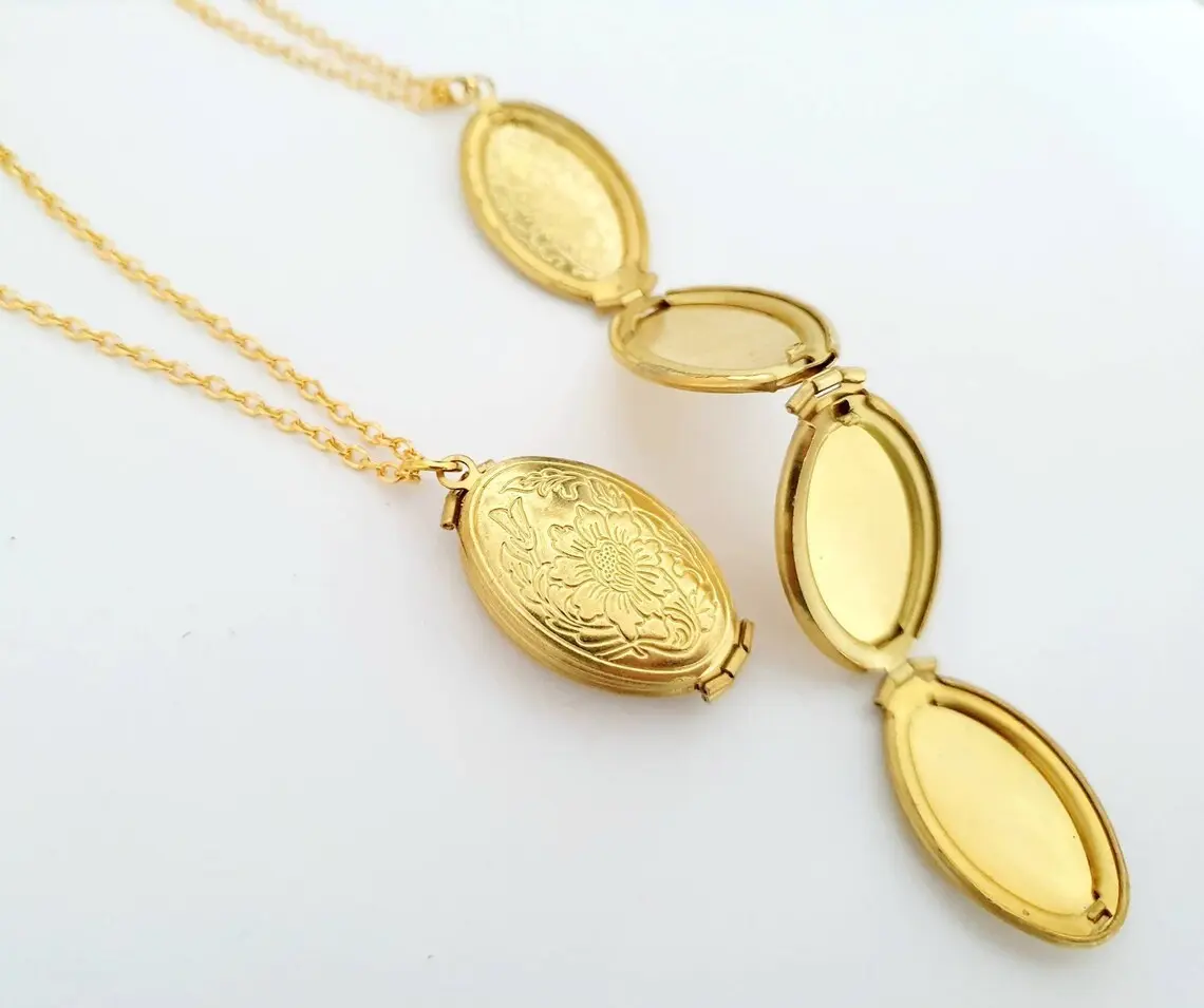 Expandable Multi-Photo Locket Necklace | Holds 4 Pictures | Personalized Memory Pendant | Custom Photo Jewelry for Family, Couples, Pets & Friends | Sentimental Gift for Mom, Wife, Girlfriend | Trendy Viral Keepsake Necklace | Meaningful Everyday Jewelry
