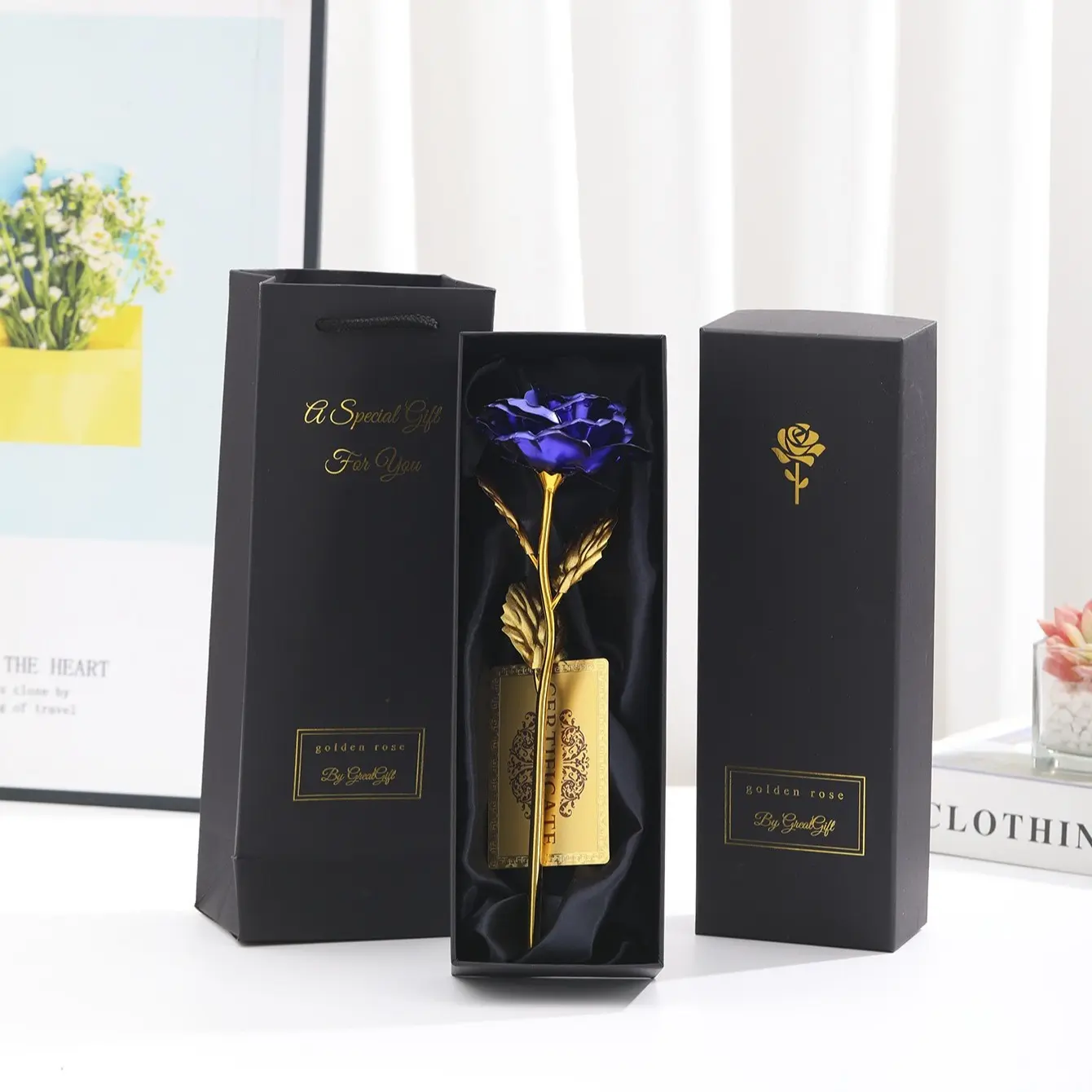 Gold Foil Flower Gift Box, Mother's Day Valentine's Day Present, Romantic Gift, Eternal Beauty Rose Artificial Flowers, Luxury Velvet Box, Elegant Gift Box