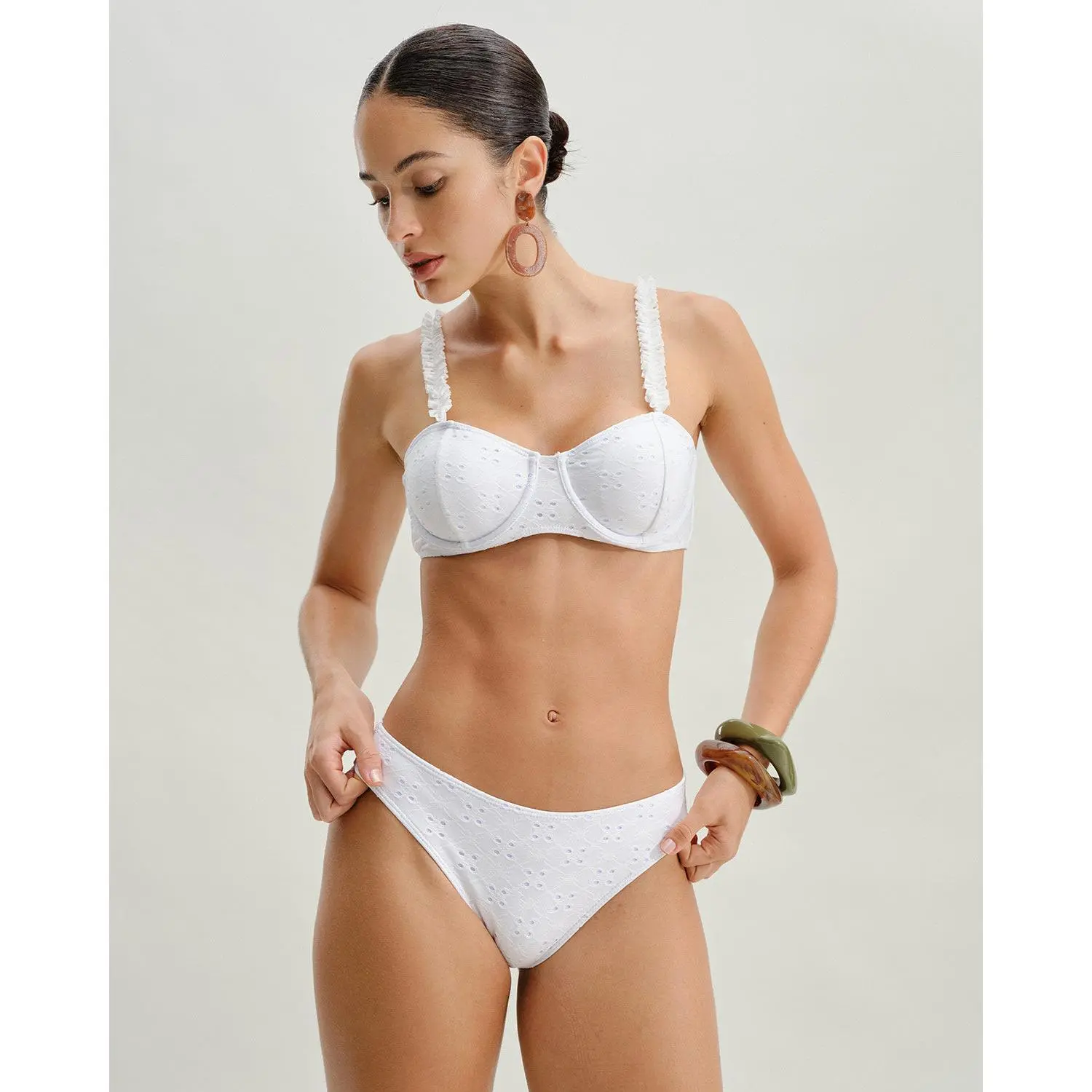 RIHOAS Women's White Floral Textured Jacquard Underwire Bikini Set, V-Neck Swimwear with Removable Cups and Tie Back