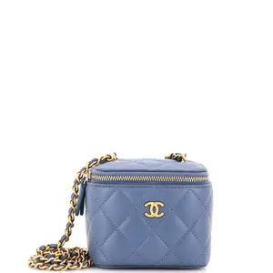 Pre-owned CHANEL Leather Clutches & Wristlets Pearl Crush Vanity Case with Chain Quilted Lambskin Mini by Rebag