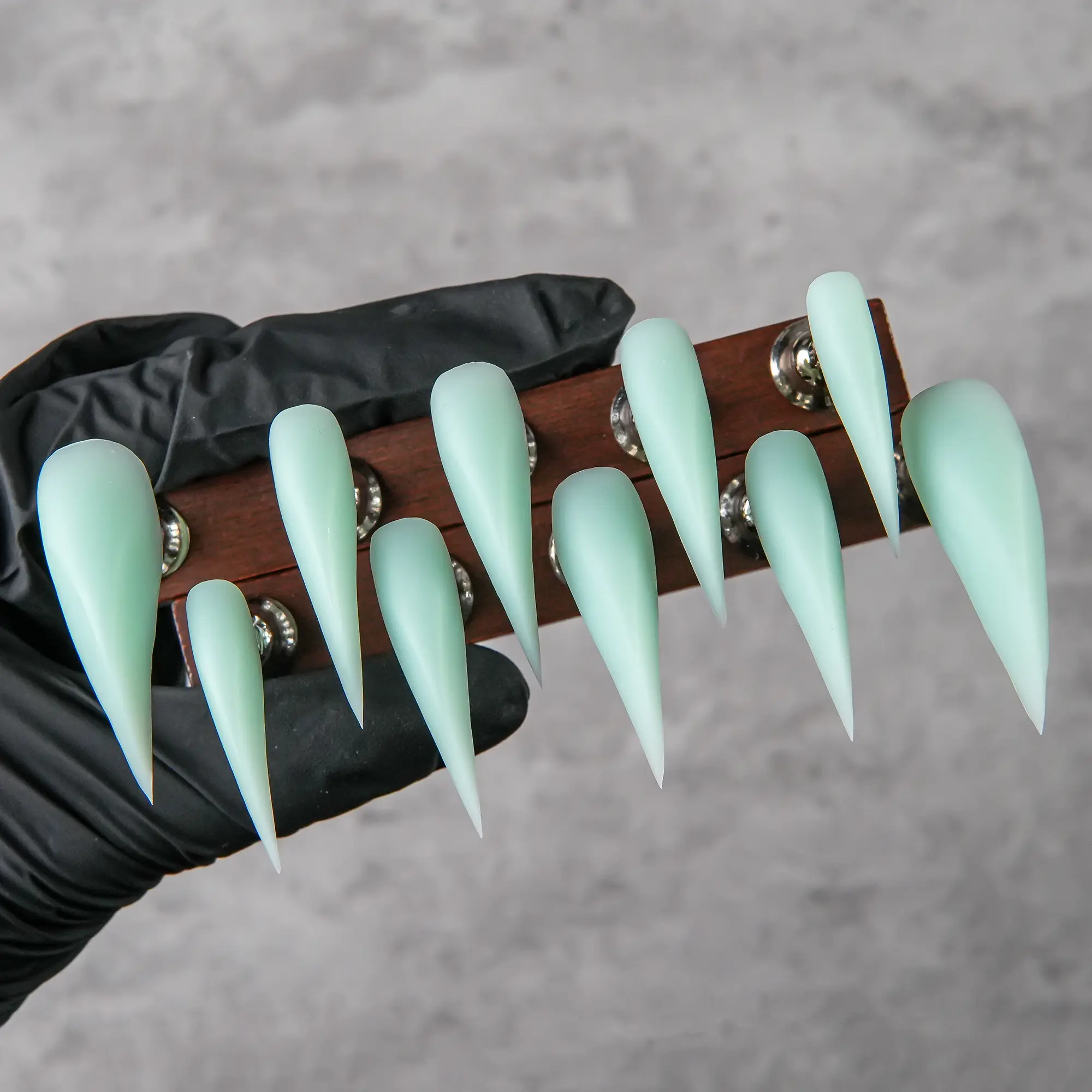 Handmade Mint Green Long Stiletto Press On Nails, Baddie Style Solid Color Fake Nails, False Nail Tips