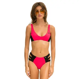 COLOR BLOCK BRALETTE BIKINI TOP - RED // BLACK