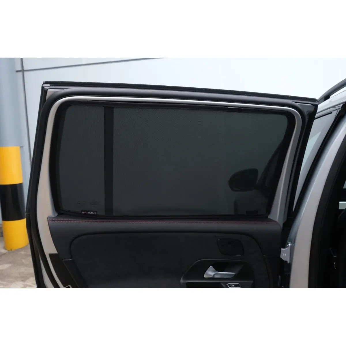 Mercedes Benz GL/GLS Class 2nd Gen Rear Door Car Window Sun Shades (X166; 2013-2019)*