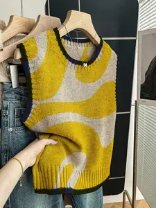 Women's Loose-Fitting Round Neck Sleeveless Knit Top, Deep Blue Color Block Print Design, Perfect for Spring & Summer, Vests