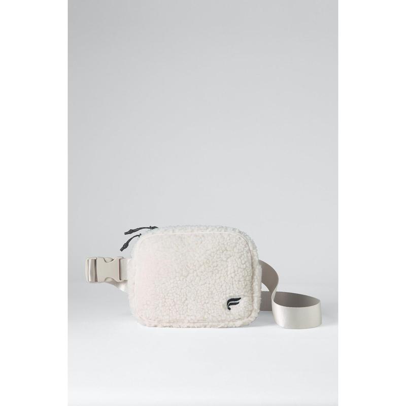 Fabletics The Belt Bag Teddy - Unisex