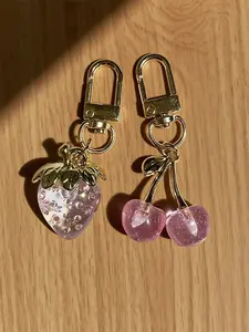 Glitter Strawberry & Cherry Bag Charm Pendants, Resin & Metal Bag Chain Charms, Sweet Fruit Style Bag Decoration Keychain, Cute Bag Pendant for Backpack Purse, Available in Pink/Red, Ideal for Fruit & Sweet Style Lovers, Charms For Bags